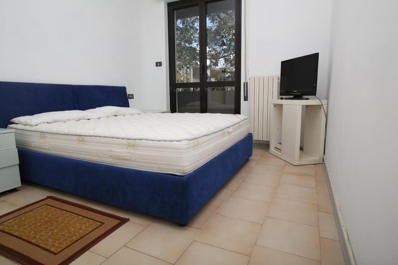 Residence Le Palme Montesilvano Bagian luar foto